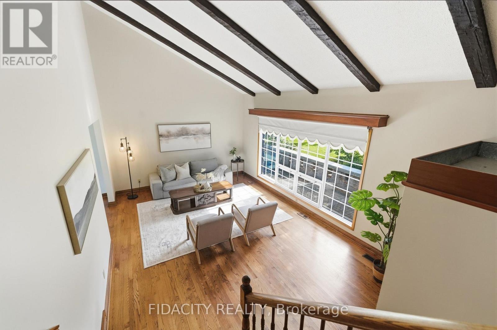 45 Cortleigh Drive Property Photo 9