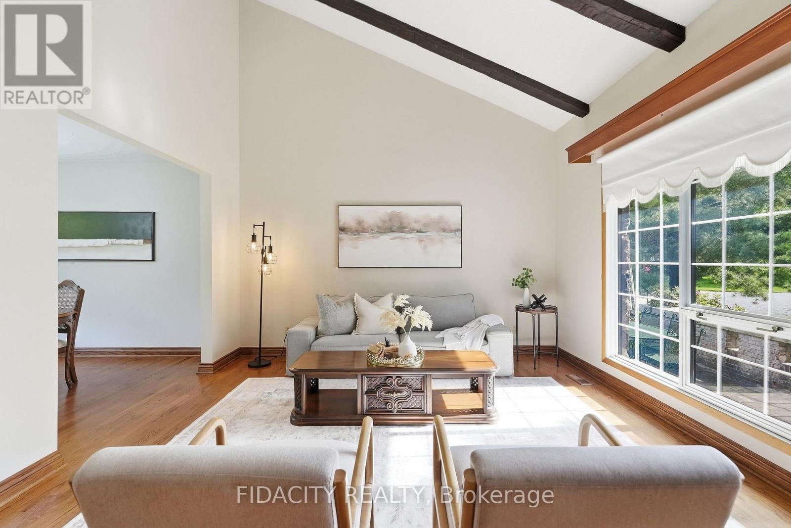 45 Cortleigh Drive Property Photo 10
