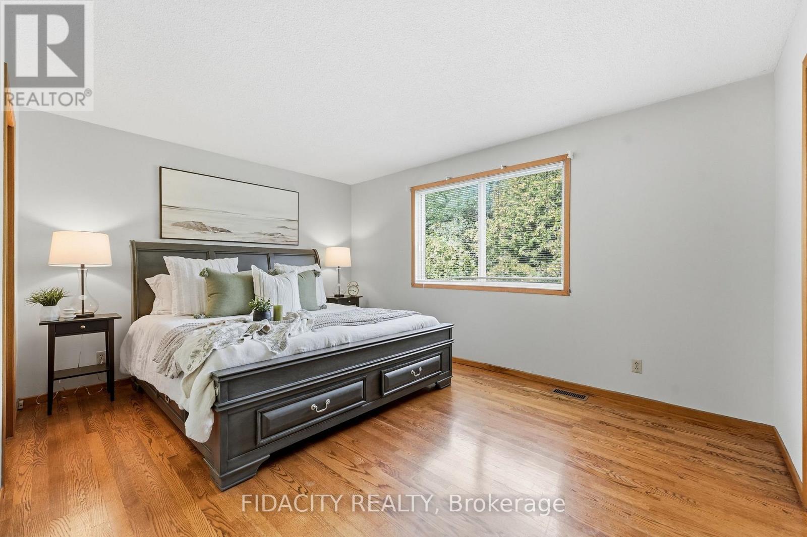 45 Cortleigh Drive Property Photo 21
