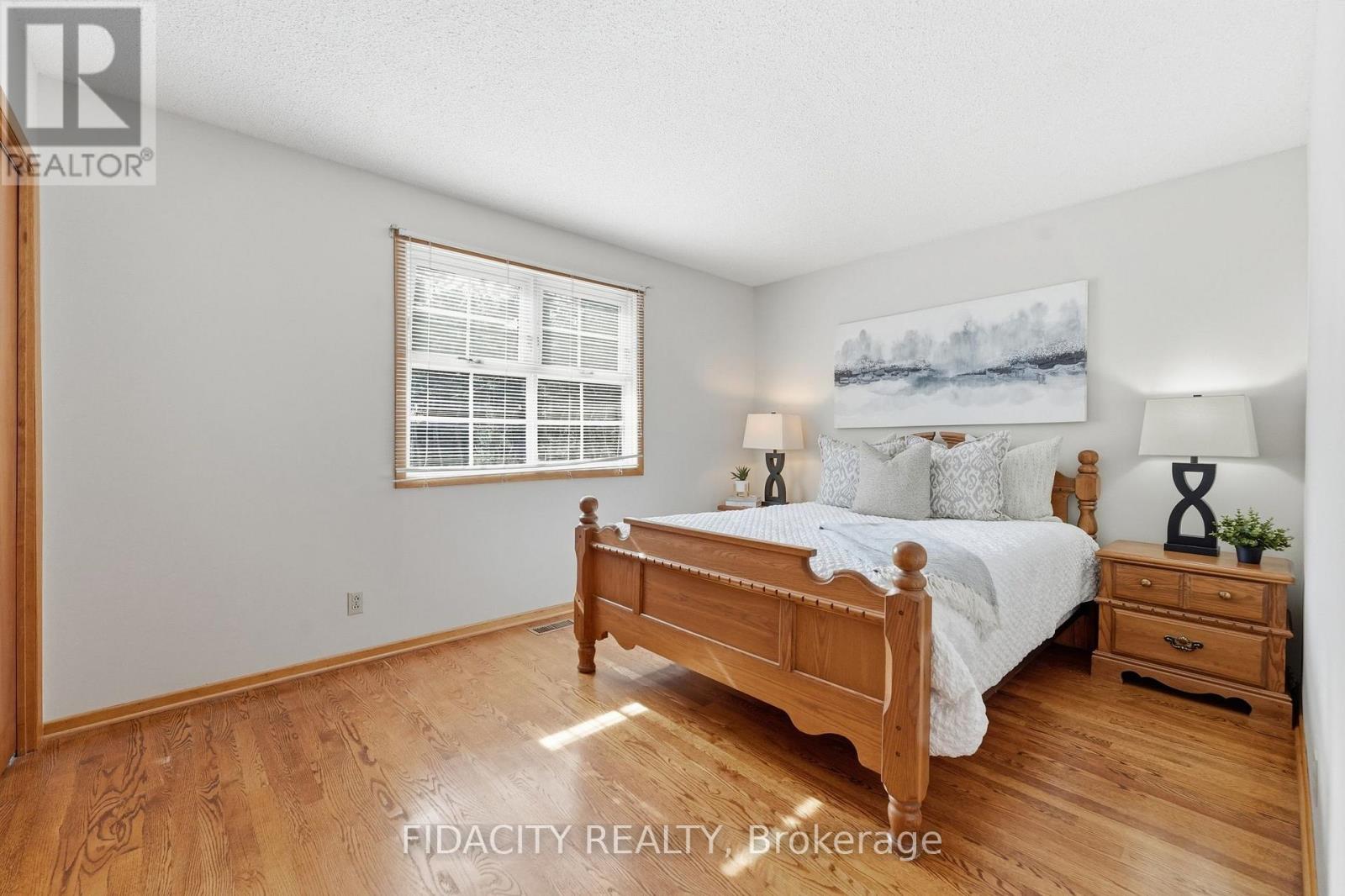 45 Cortleigh Drive Property Photo 24
