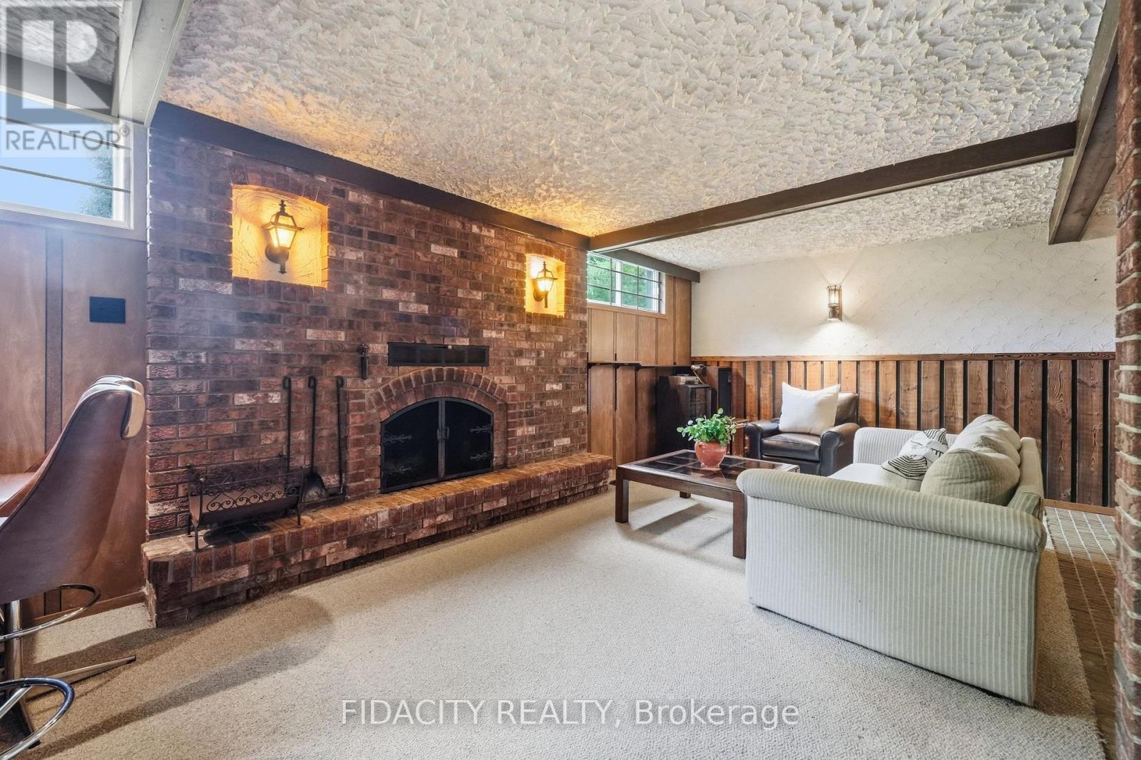 45 Cortleigh Drive Property Photo 31