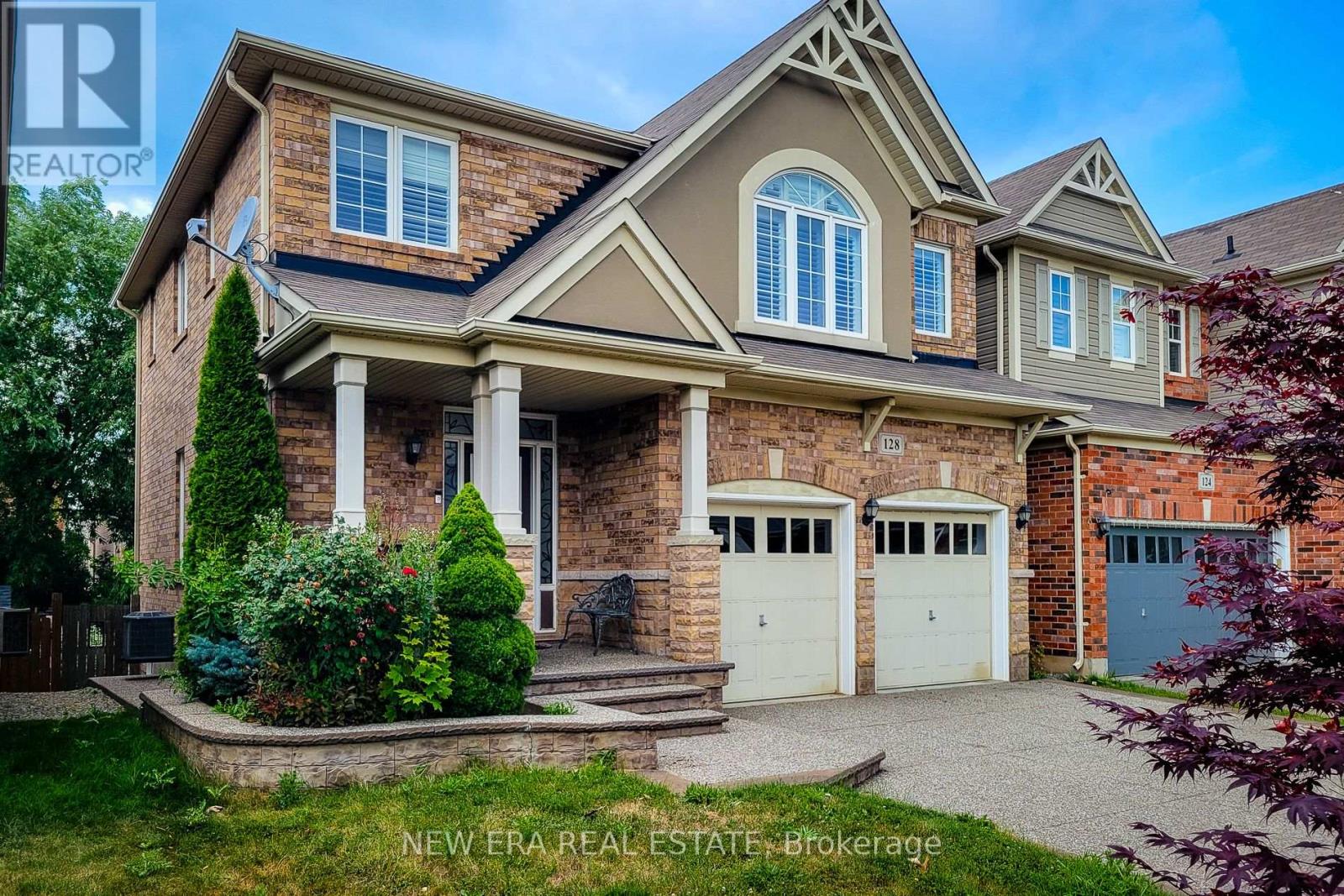 128 Montreal Circle Property Photo 2