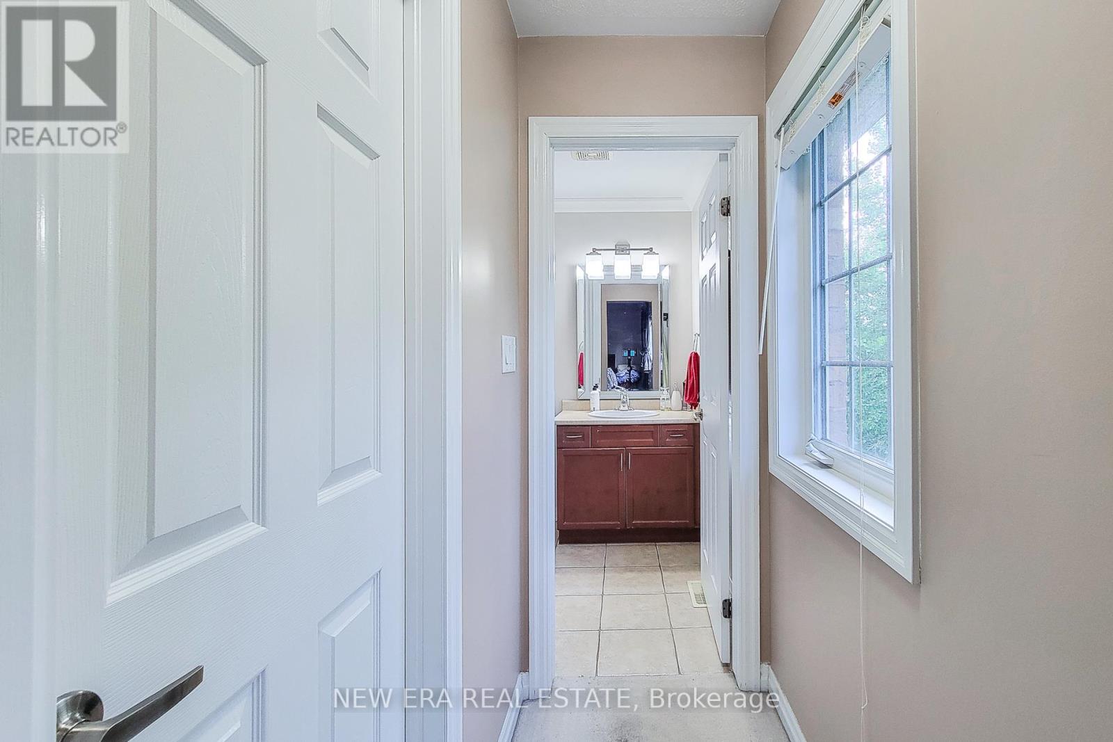 128 Montreal Circle Property Photo 29