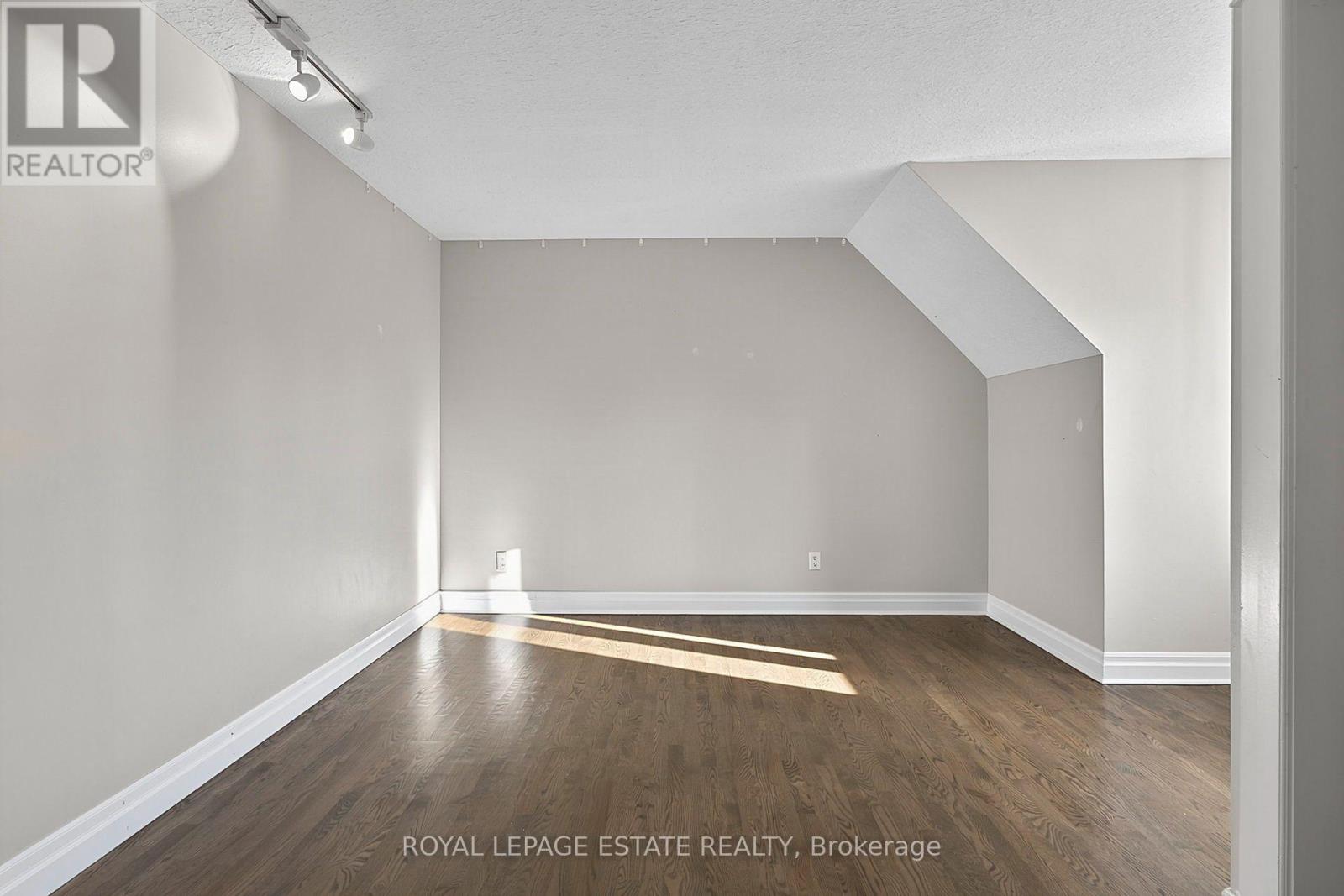 555086 Mono Amaranth Townline Property Photo 23