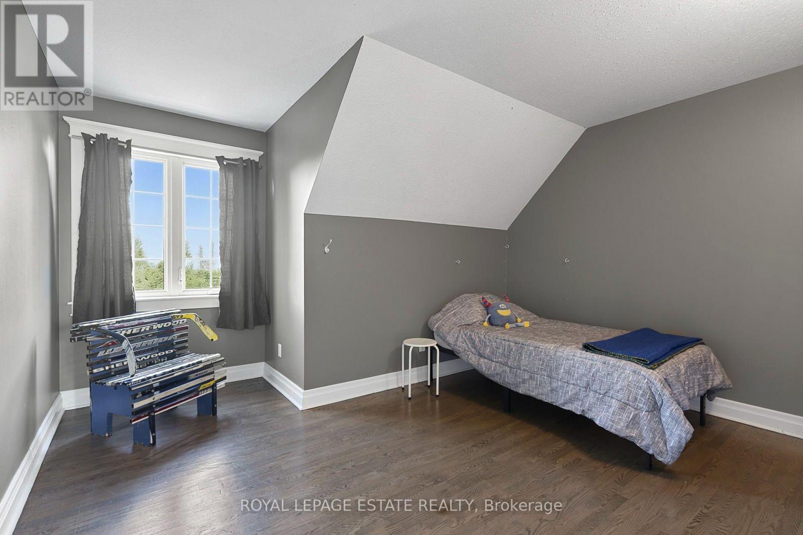 555086 Mono Amaranth Townline Property Photo 25