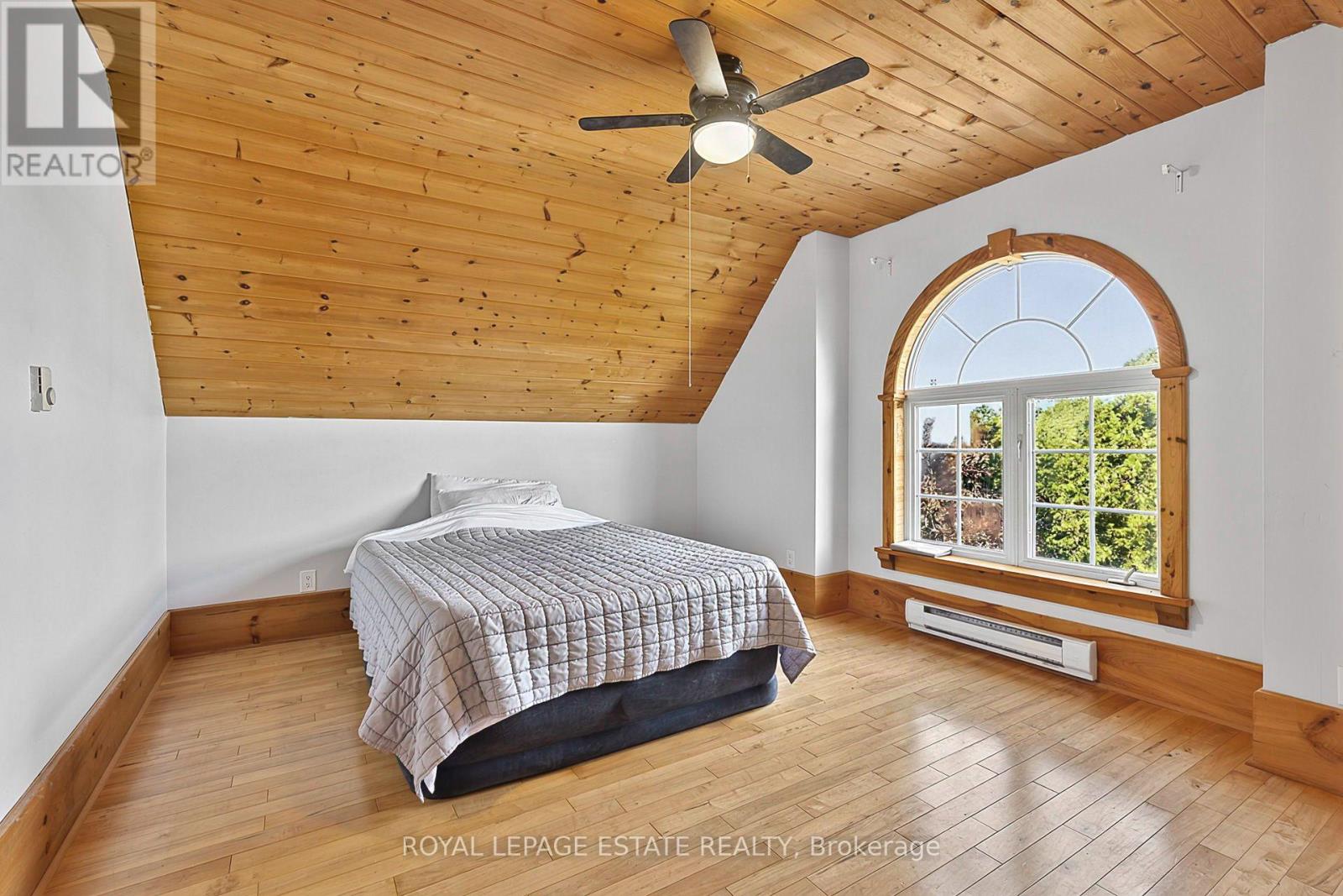 555086 Mono Amaranth Townline Property Photo 35