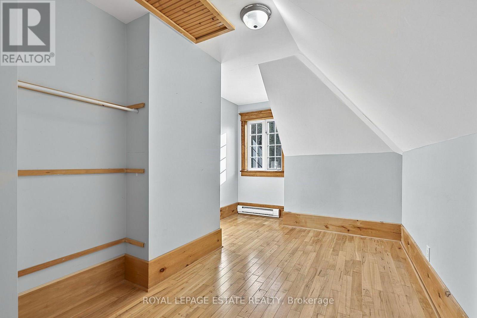 555086 Mono Amaranth Townline Property Photo 36