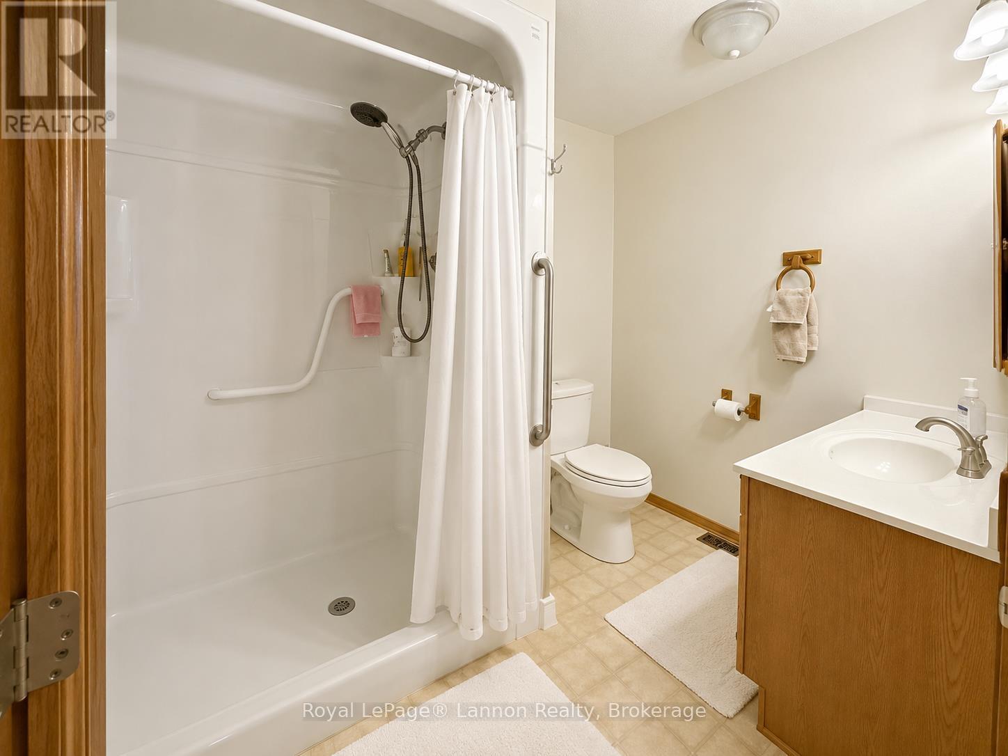 123 Burns Street Property Photo 11