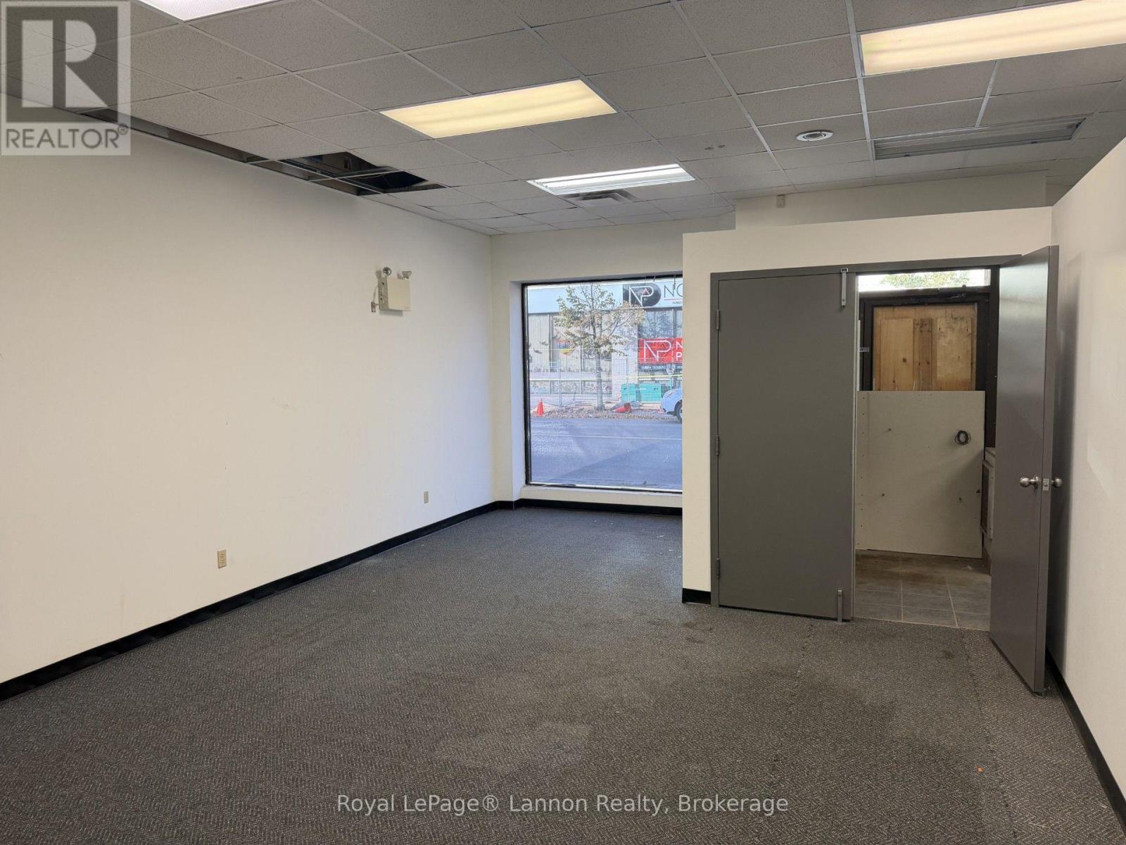 D - 421 Victoria Avenue E Property Photo 8