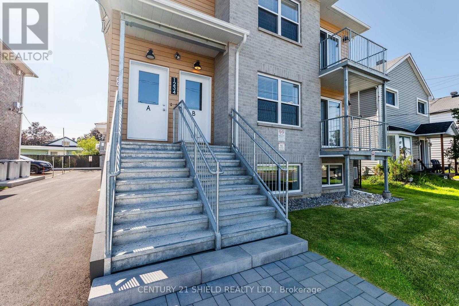 A - 1234 Cumberland Street Property Photo 2