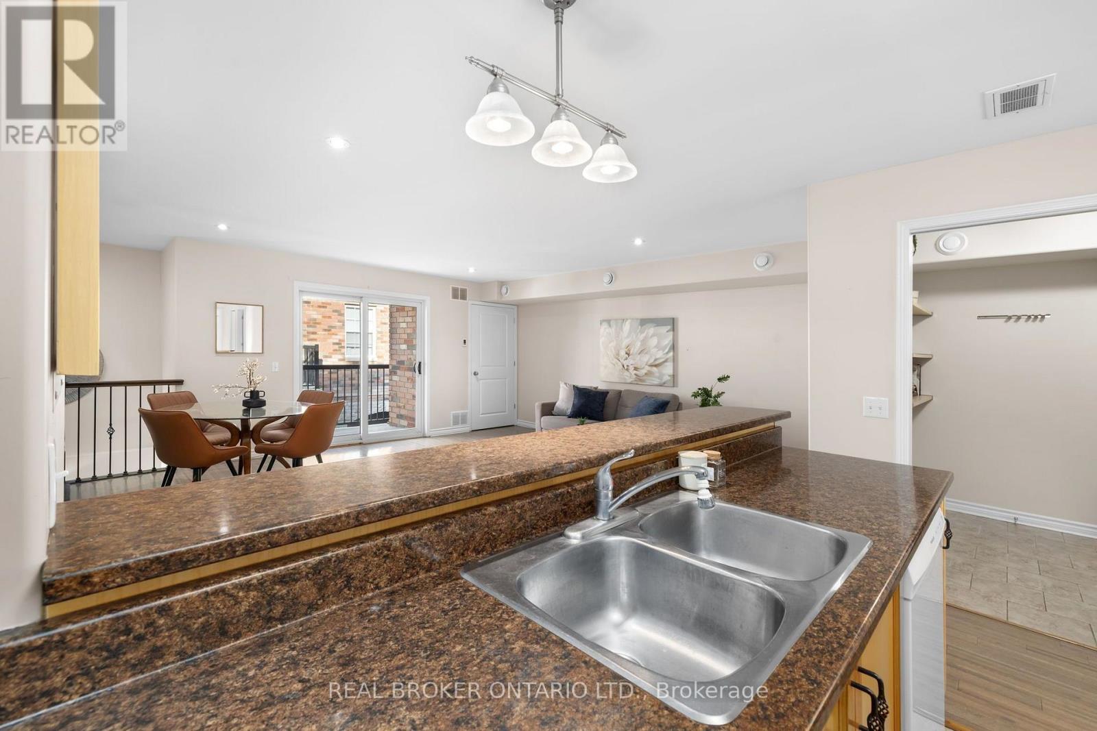 2 - 125 Prescott Street Property Photo 17