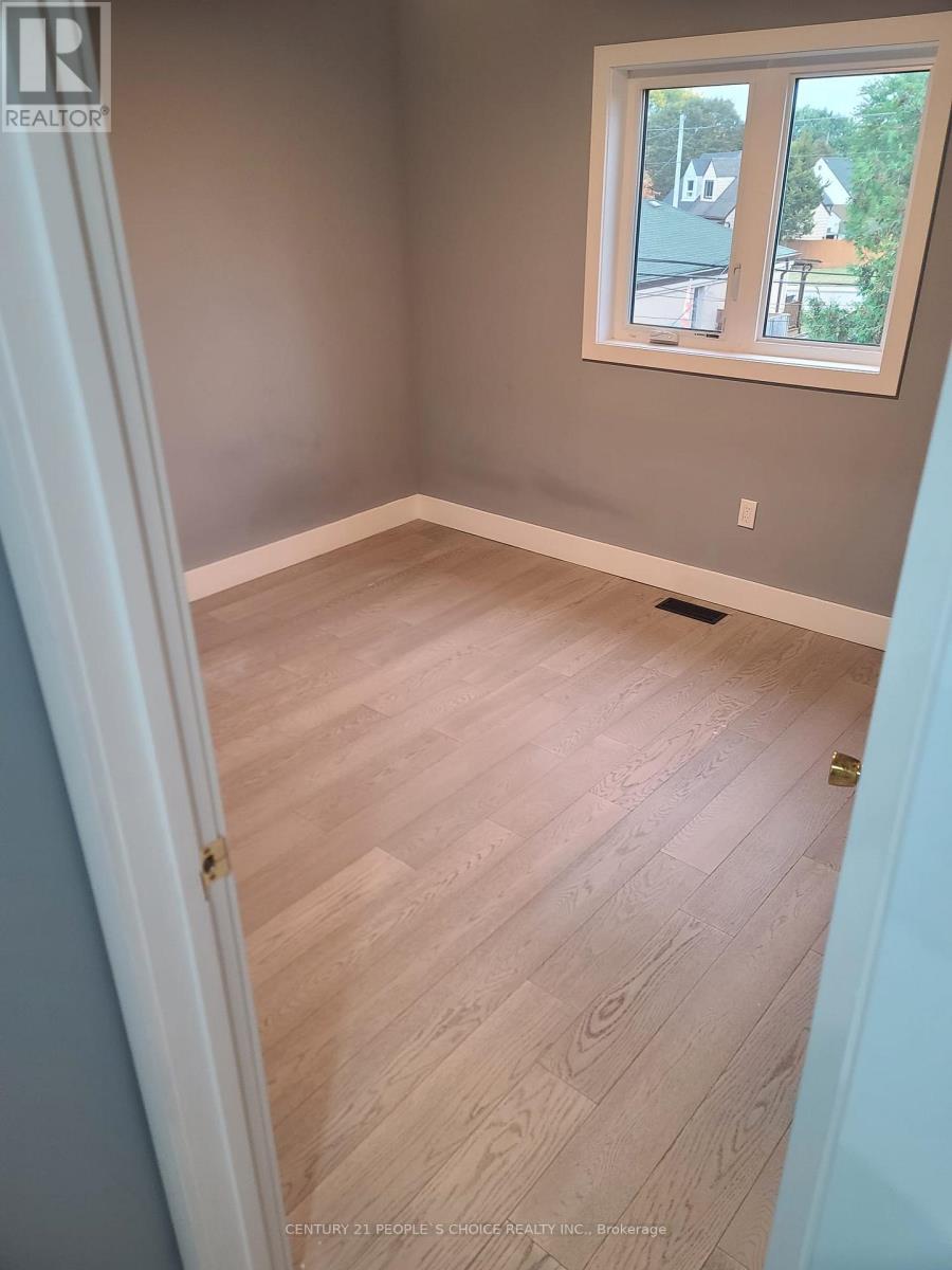 (upper) - 84 Beland Avenue Property Photo 17