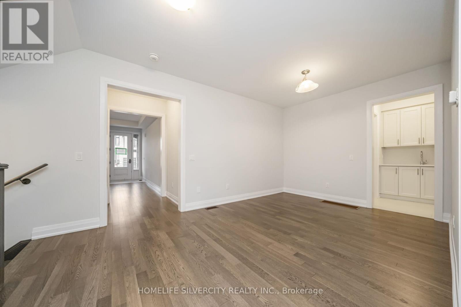 149 Harwood Avenue Property Photo 10