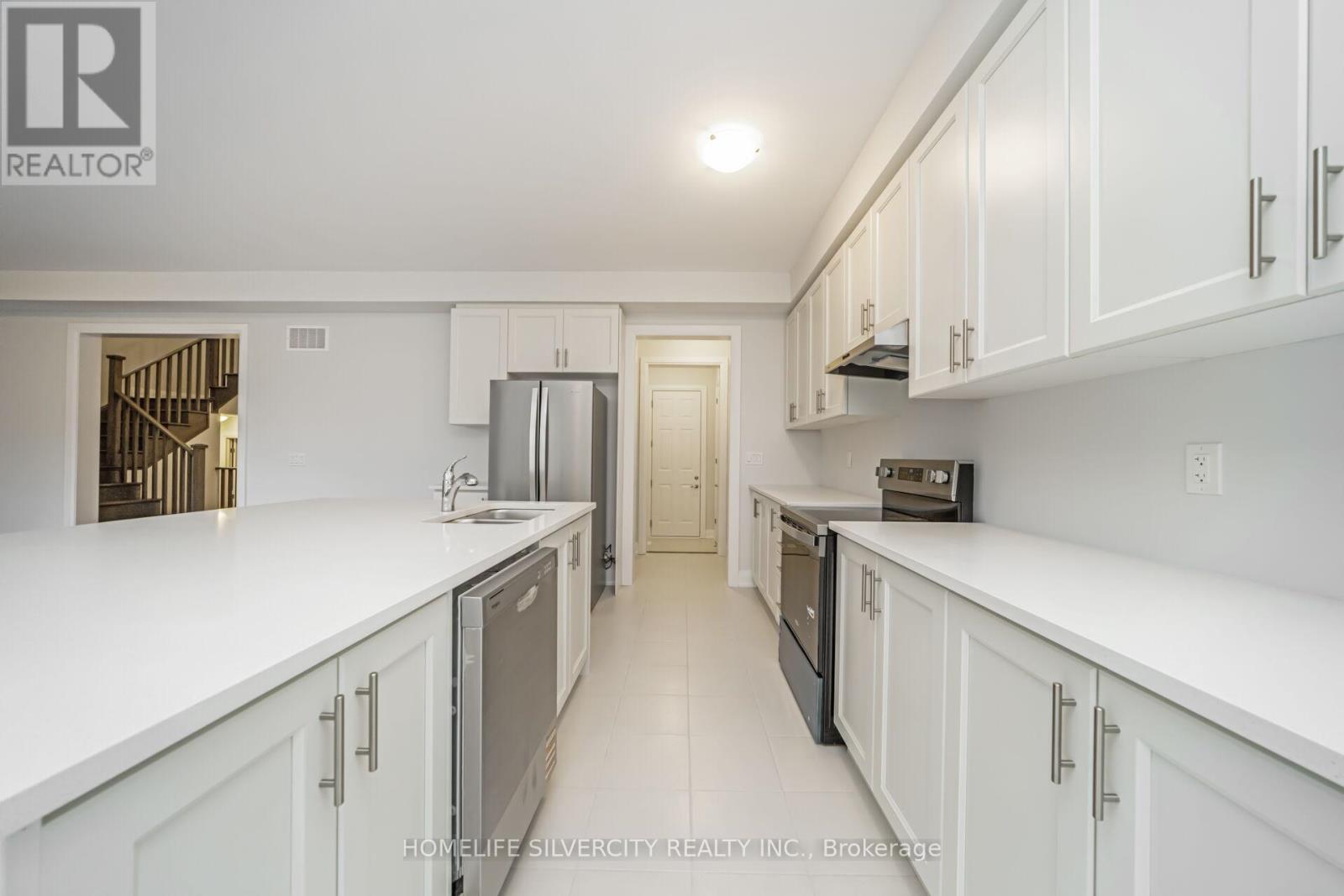 149 Harwood Avenue Property Photo 16