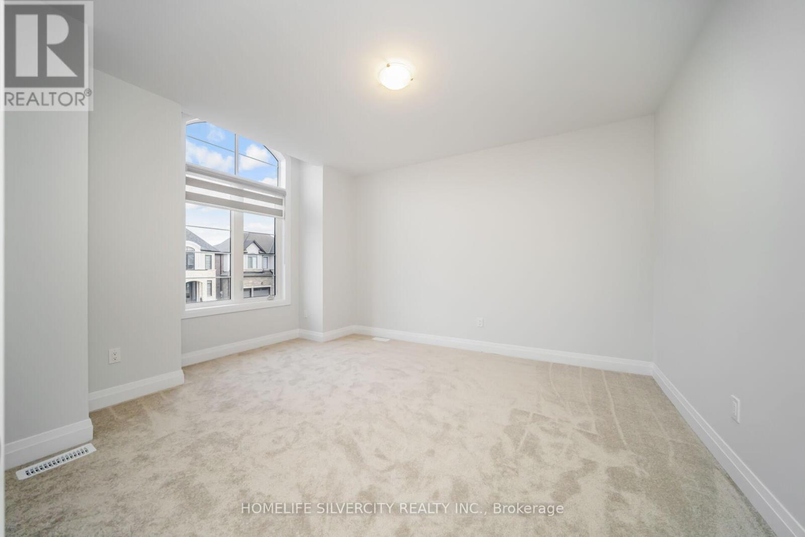 149 Harwood Avenue Property Photo 32
