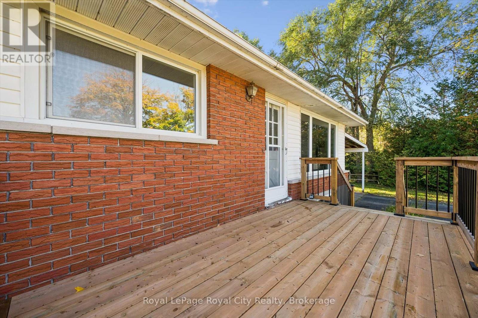 7065 Fife Road Property Photo 2