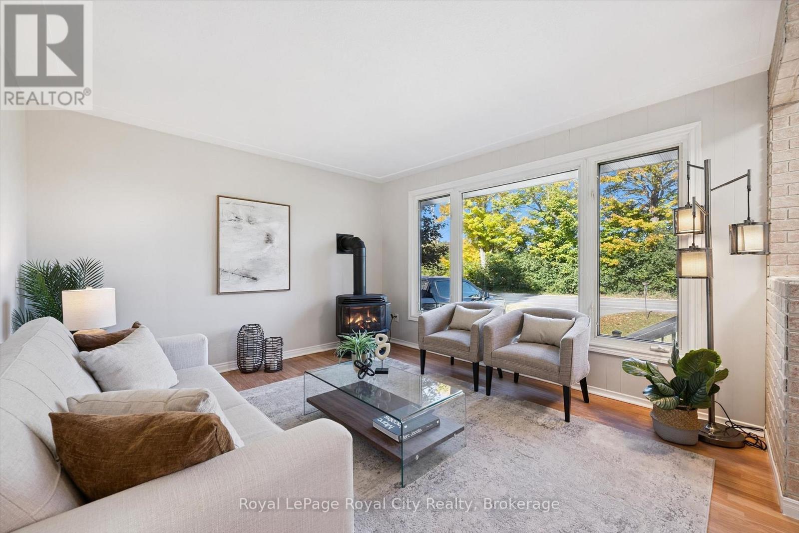 7065 Fife Road Property Photo 4