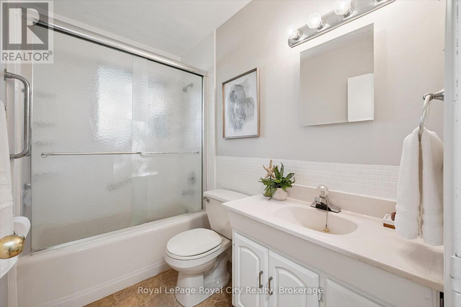 7065 Fife Road Property Photo 17