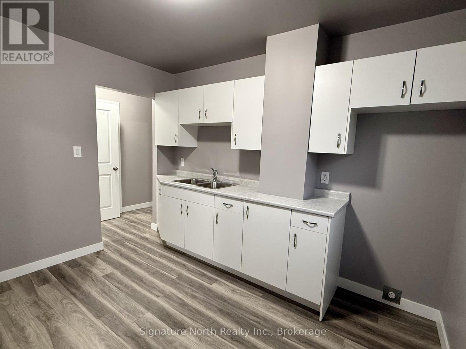 1004 Gore Street W Property Photo 3