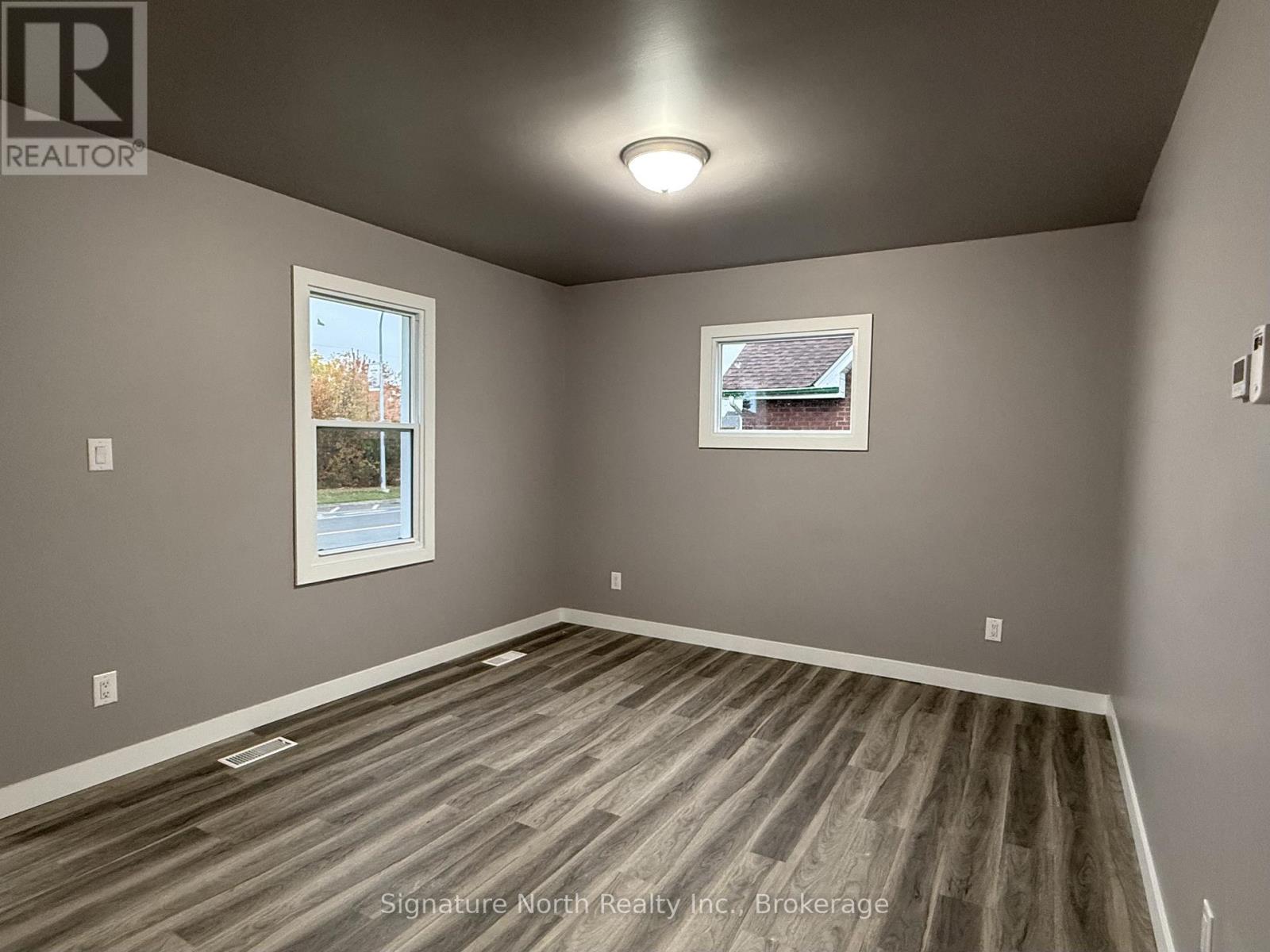 1004 Gore Street W Property Photo 6