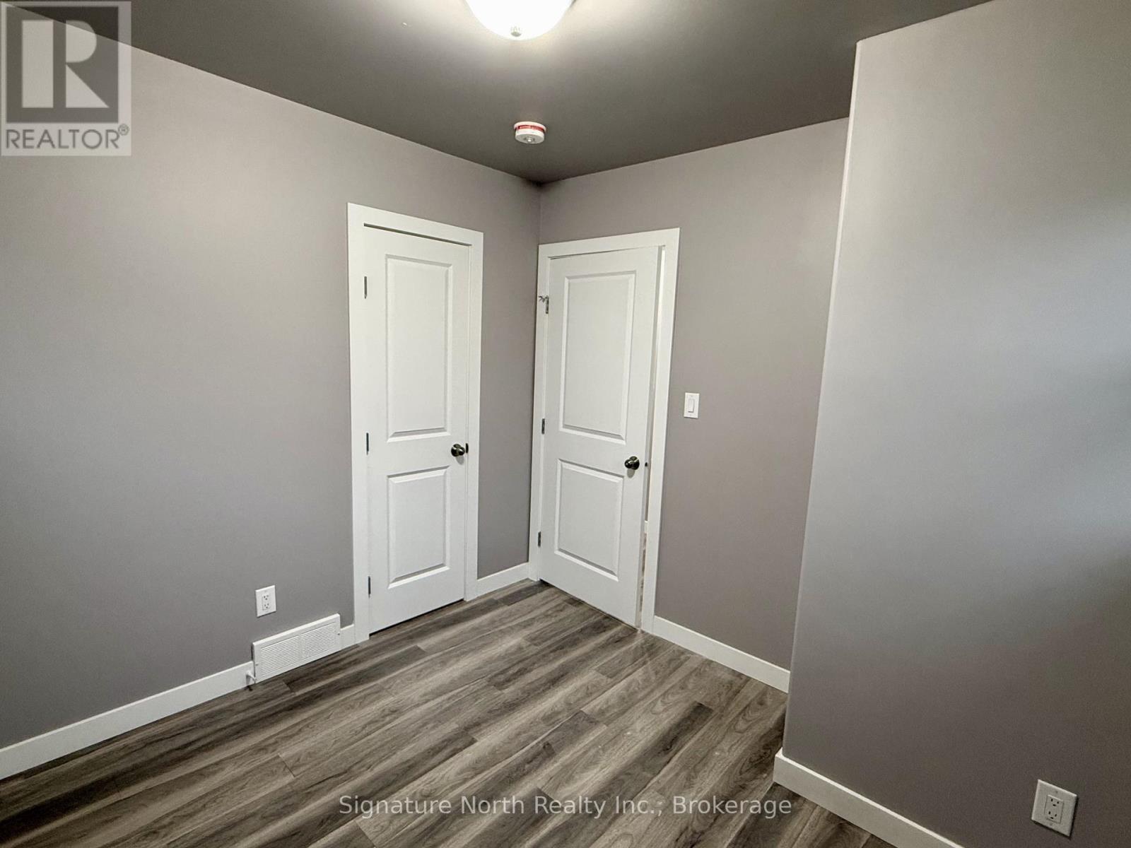 1004 Gore Street W Property Photo 10