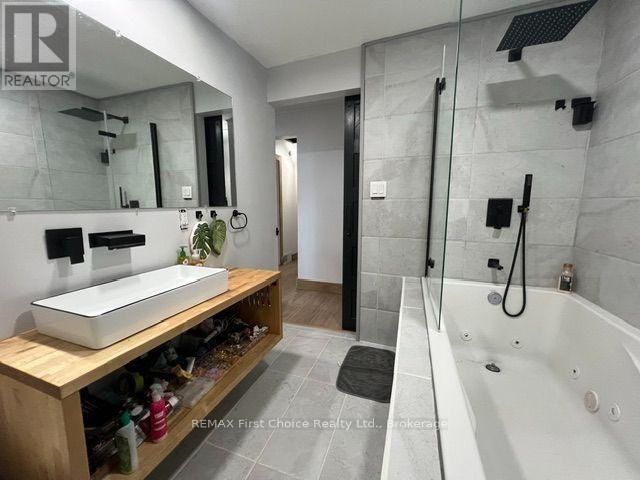 656 First Street E Property Photo 13