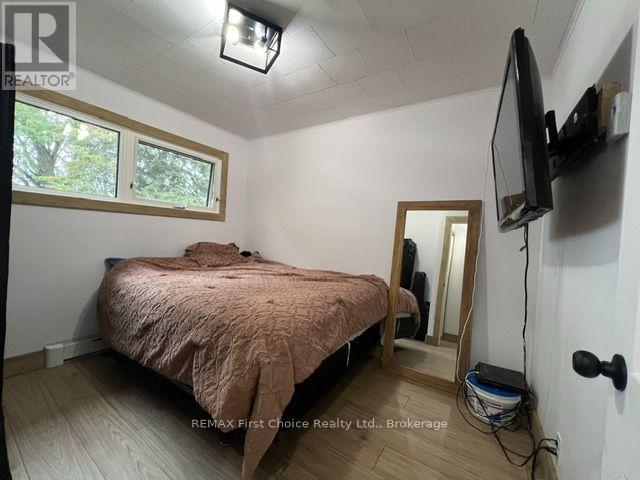 656 First Street E Property Photo 17