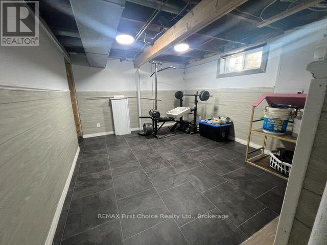 656 First Street E Property Photo 22