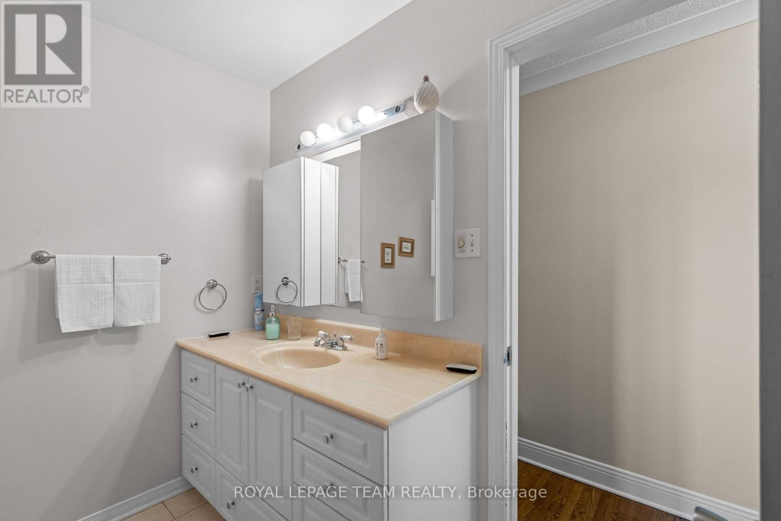 19 Parkland Crescent Property Photo 10