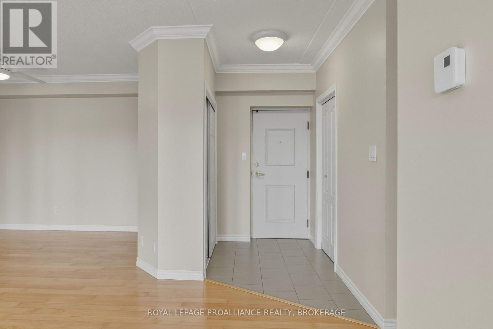 301 - 649 Davis Drive Property Photo 4