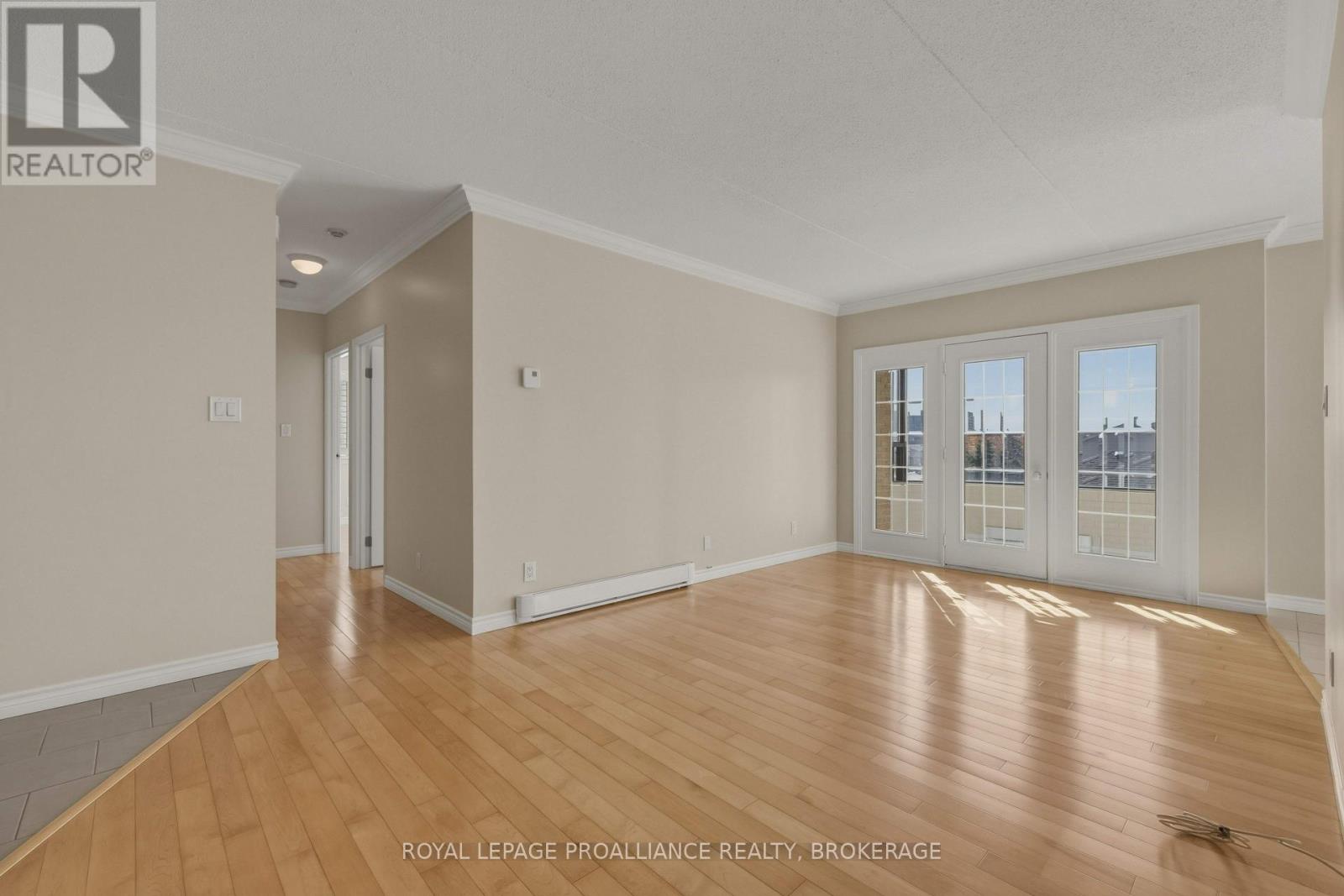 301 - 649 Davis Drive Property Photo 6