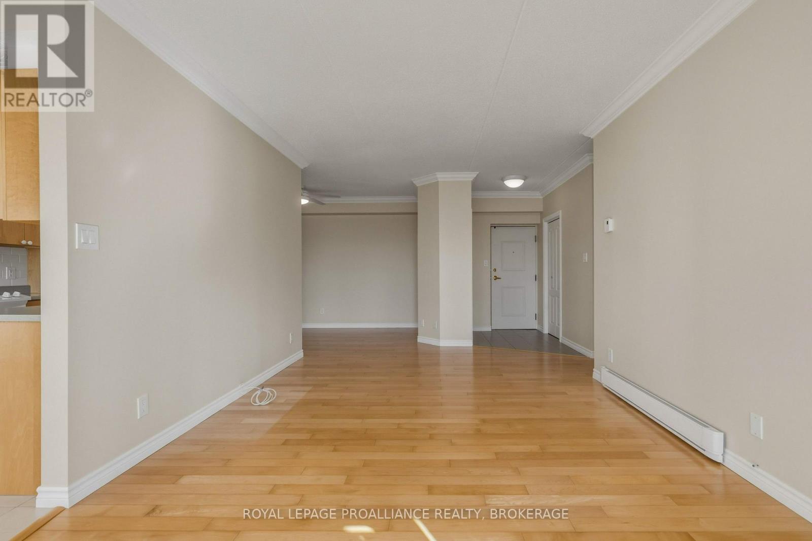 301 - 649 Davis Drive Property Photo 7