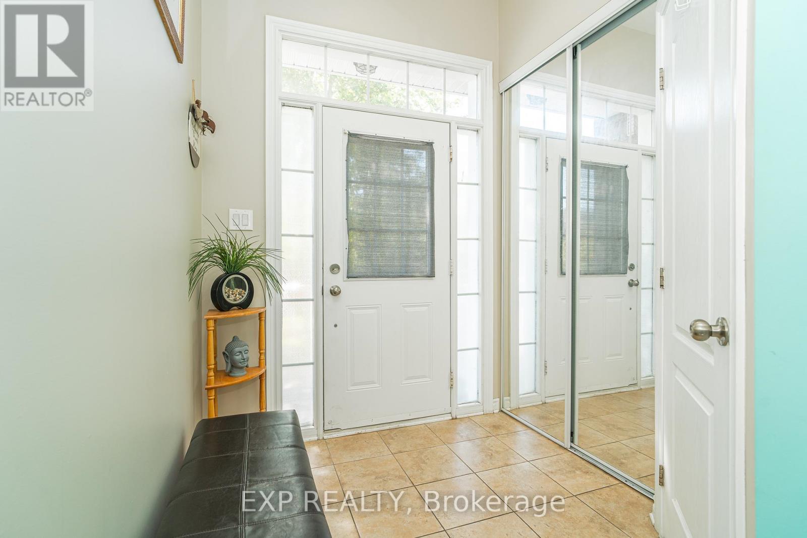 441 Foxhall Way Property Photo 5