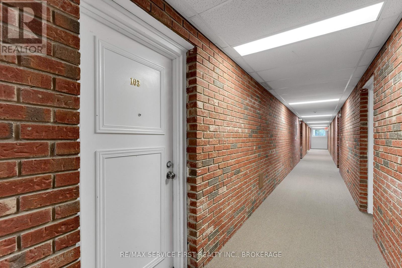 103 - 1010 Pembridge Crescent Property Photo 5