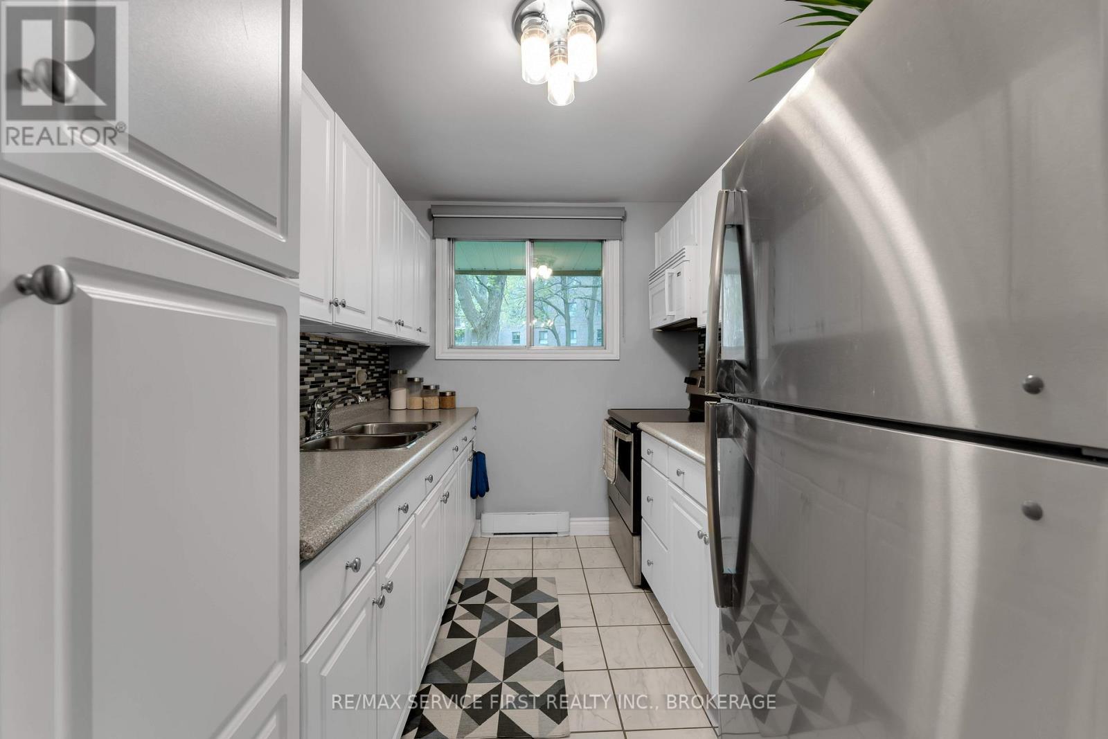 103 - 1010 Pembridge Crescent Property Photo 11