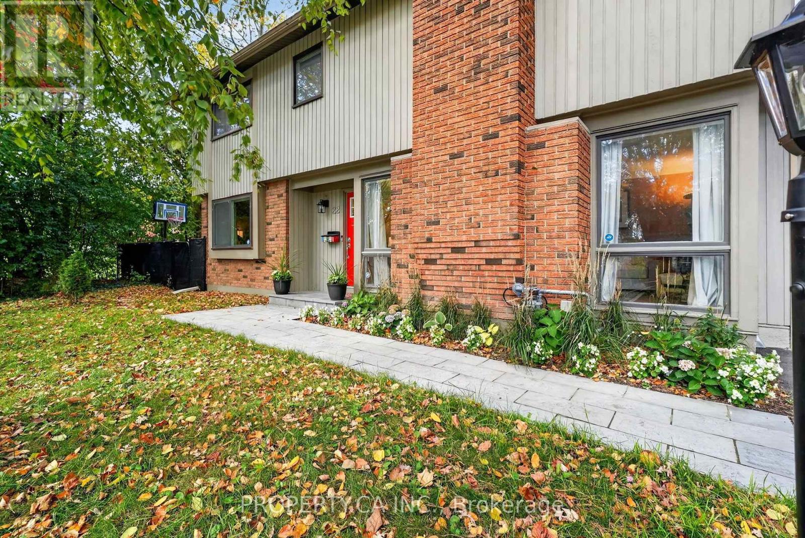 22 Northview Road Property Photo 2