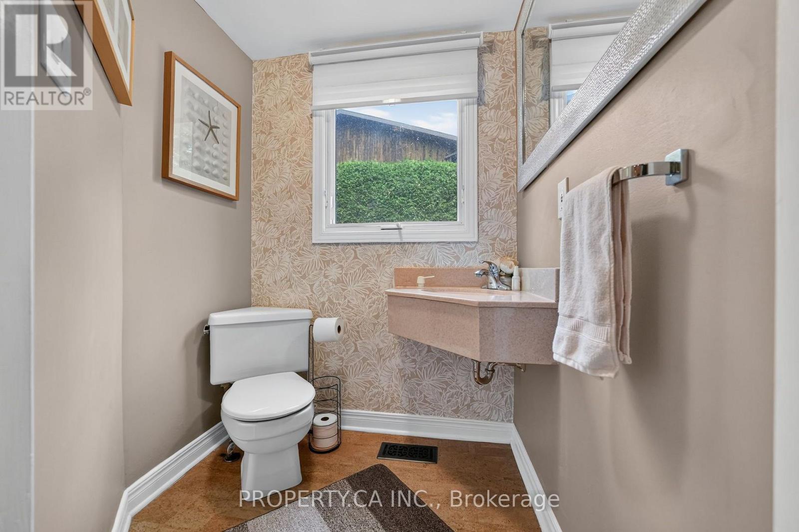 22 Northview Road Property Photo 17