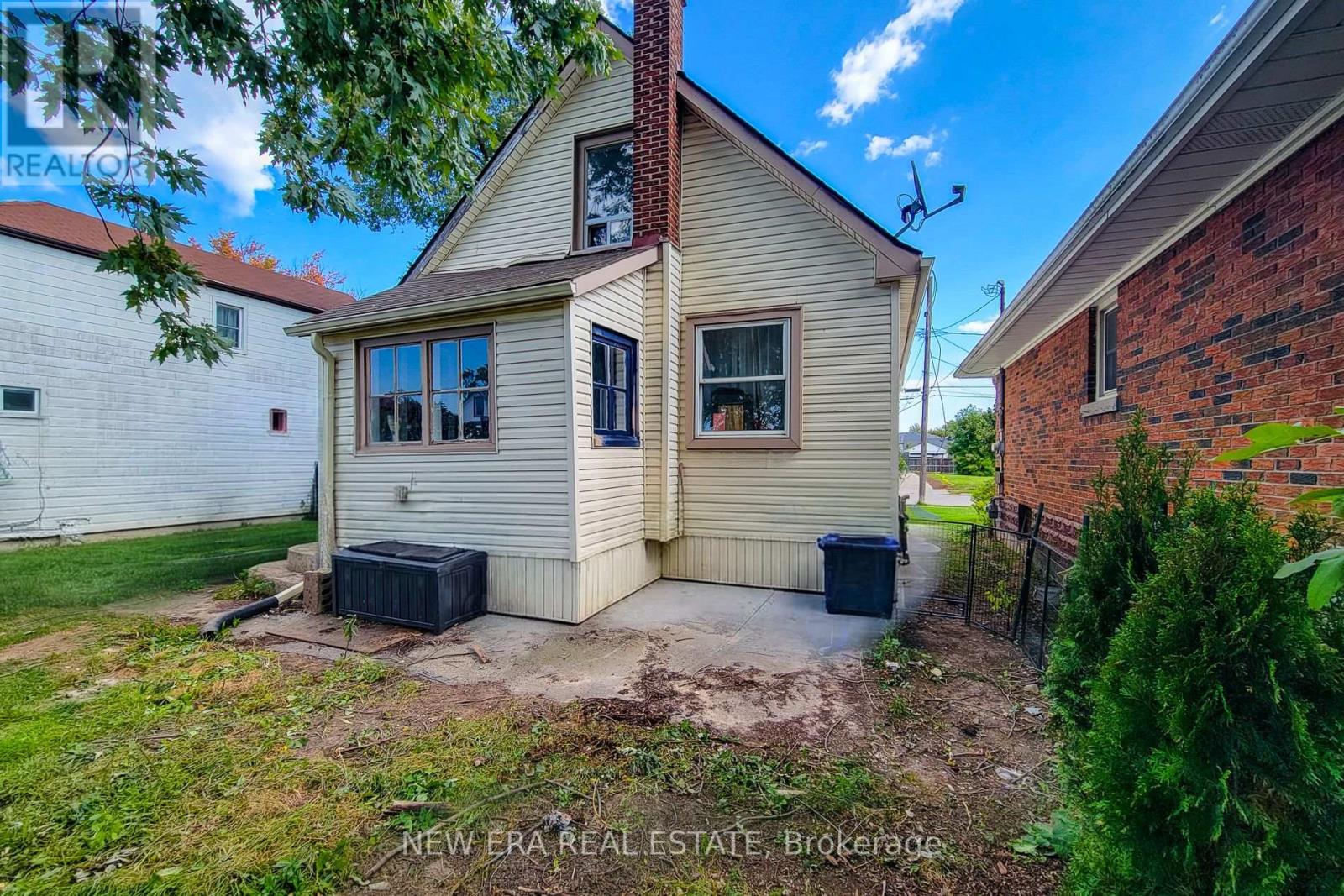 38 Clifford Avenue Property Photo 7