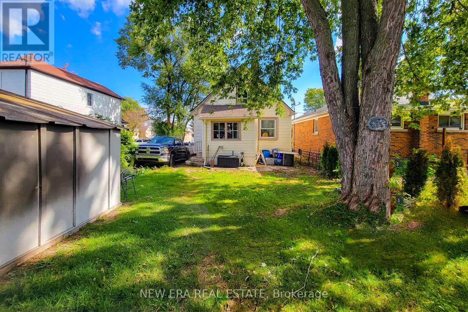 38 Clifford Avenue Property Photo 8