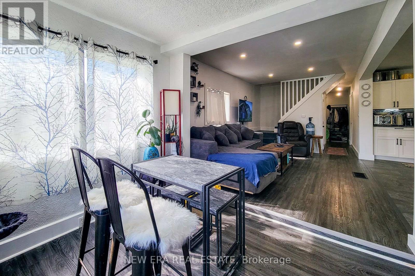38 Clifford Avenue Property Photo 14
