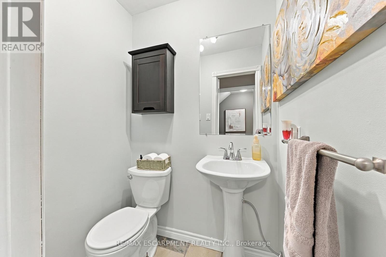 19 Hillsdale Court Property Photo 18