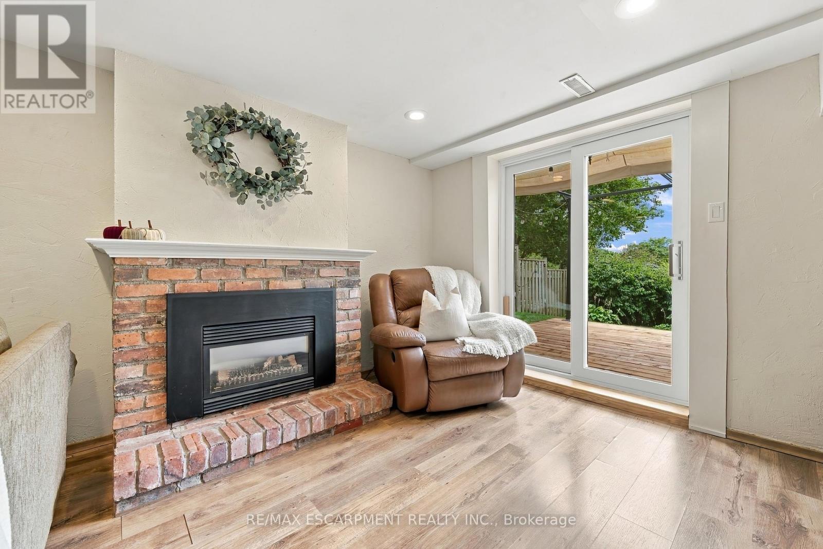 19 Hillsdale Court Property Photo 30