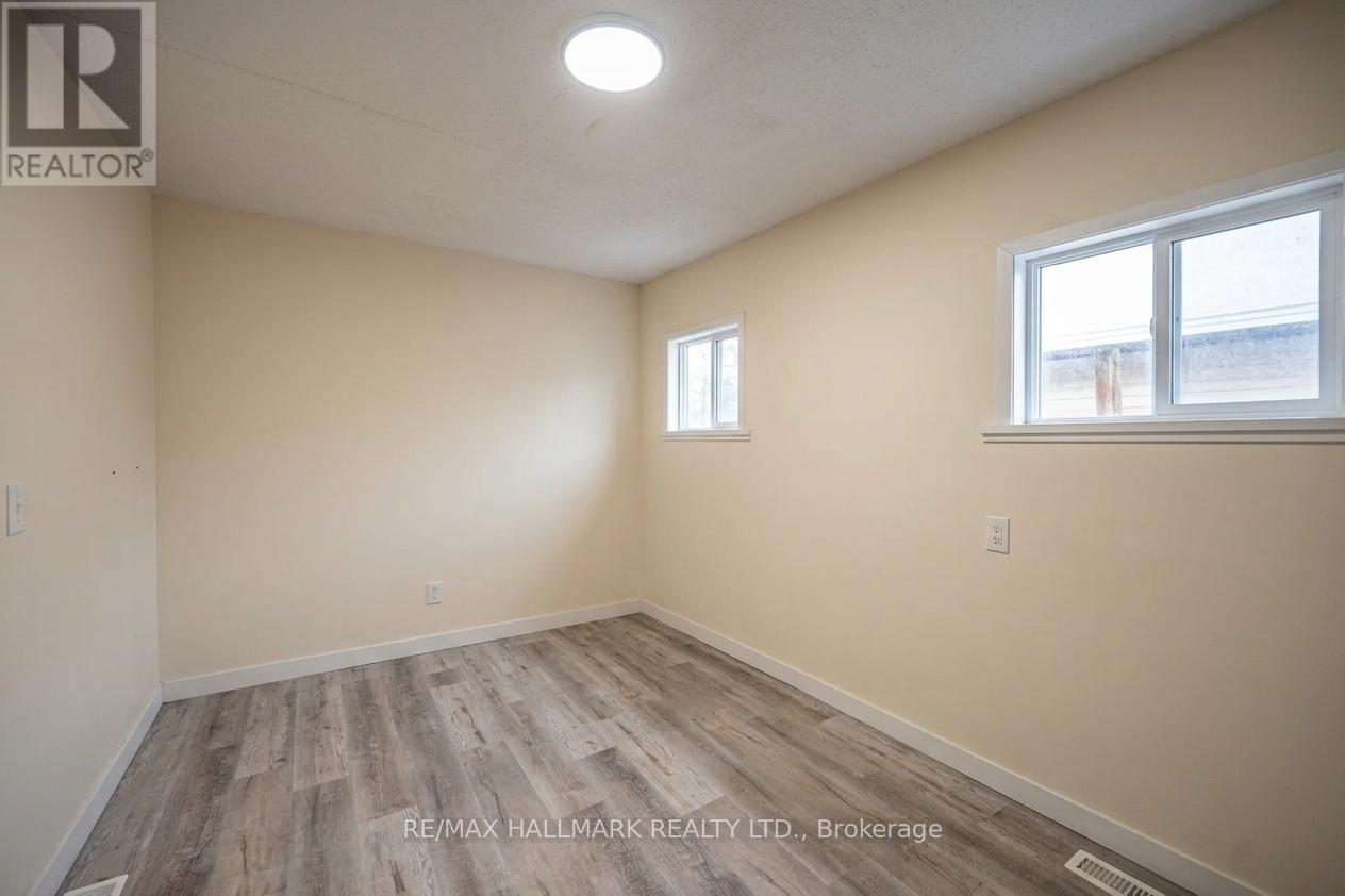 (main Floor) - 307 Grey Street Property Photo 11