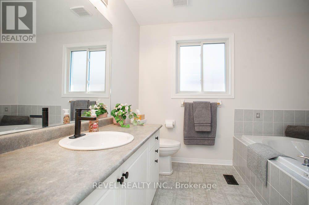 48 Lovell Crescent Property Photo 17