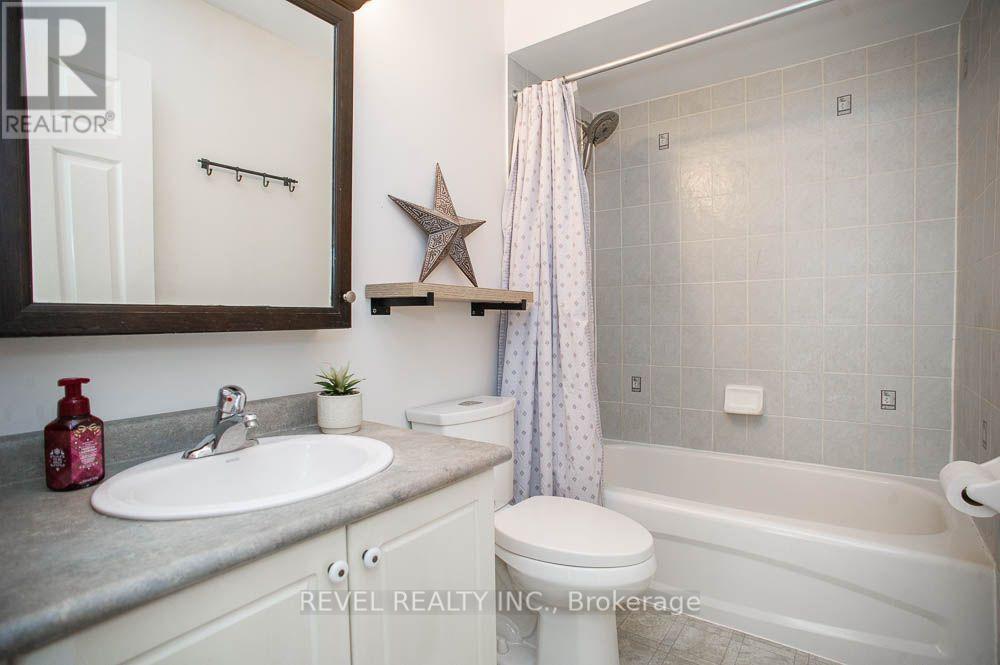 48 Lovell Crescent Property Photo 21
