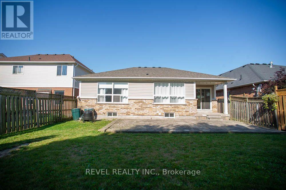 48 Lovell Crescent Property Photo 24