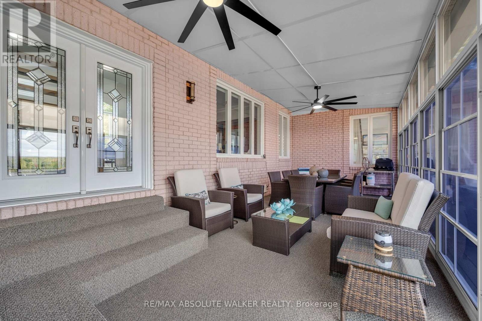962 Cameron Street Property Photo 24