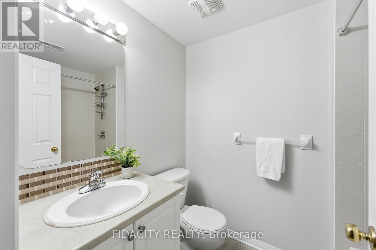 55 - 324 Crownridge Drive Property Photo 23