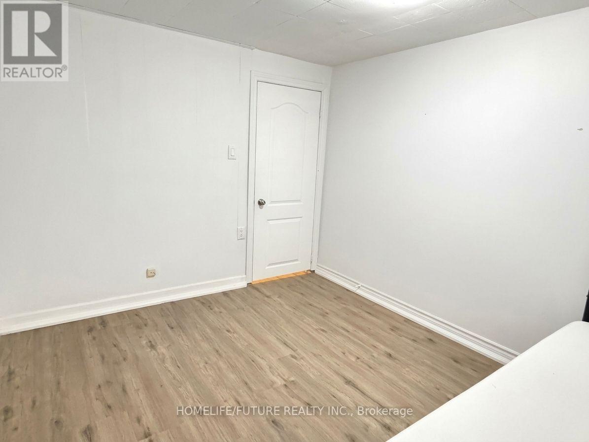 272 Kinzie Avenue Property Photo 28