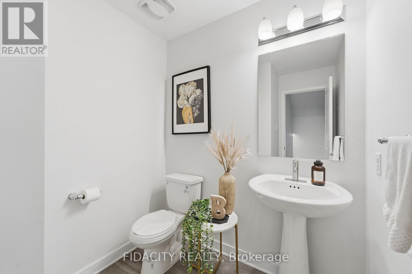148 Visor Private Property Photo 21